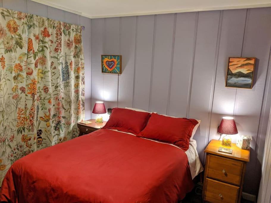 Sleeping Wolf Guest House Oakhurst Exterior photo